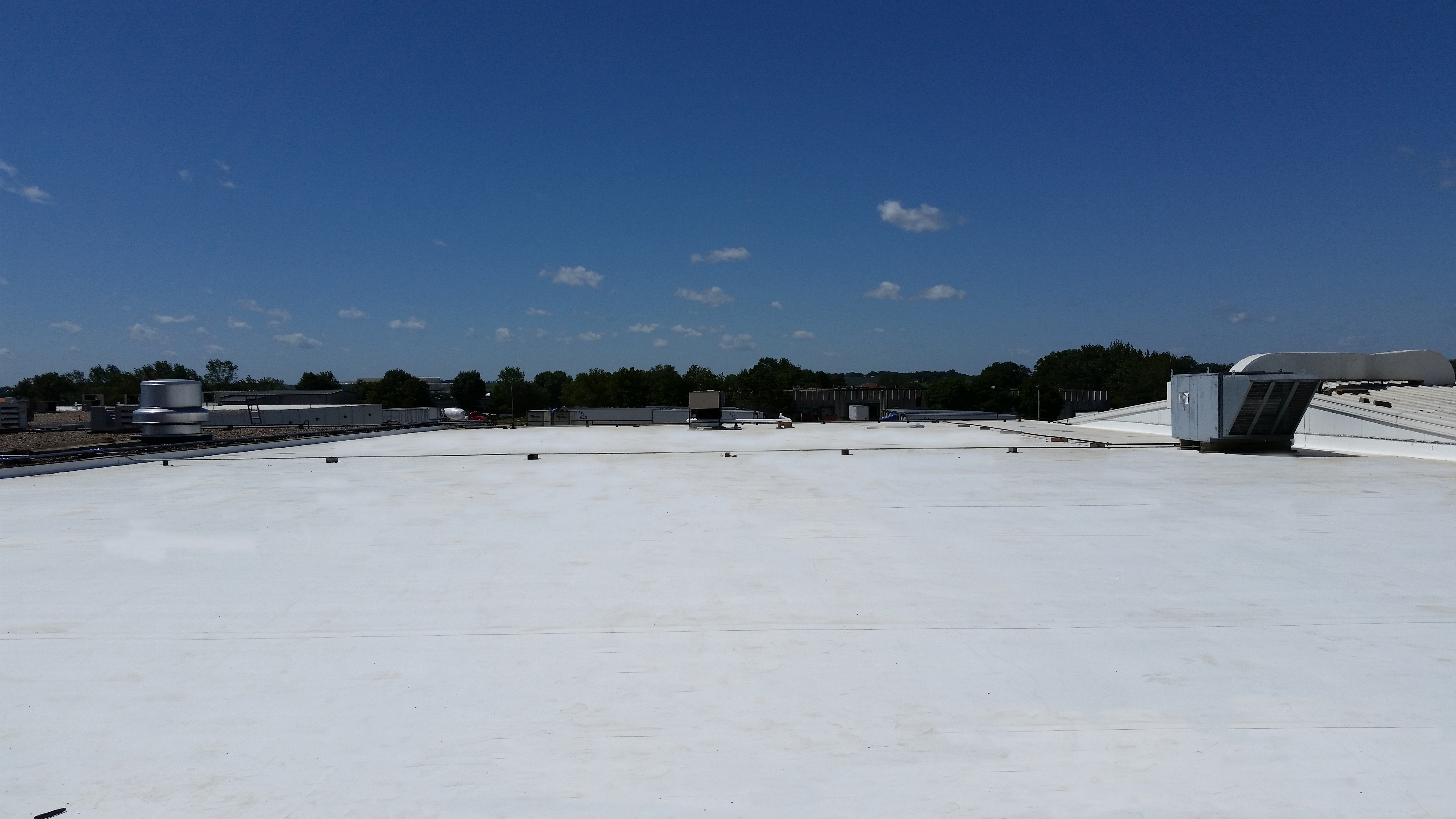 Martin_Bros_Cedar_Falls_White_Roof_After.jpg